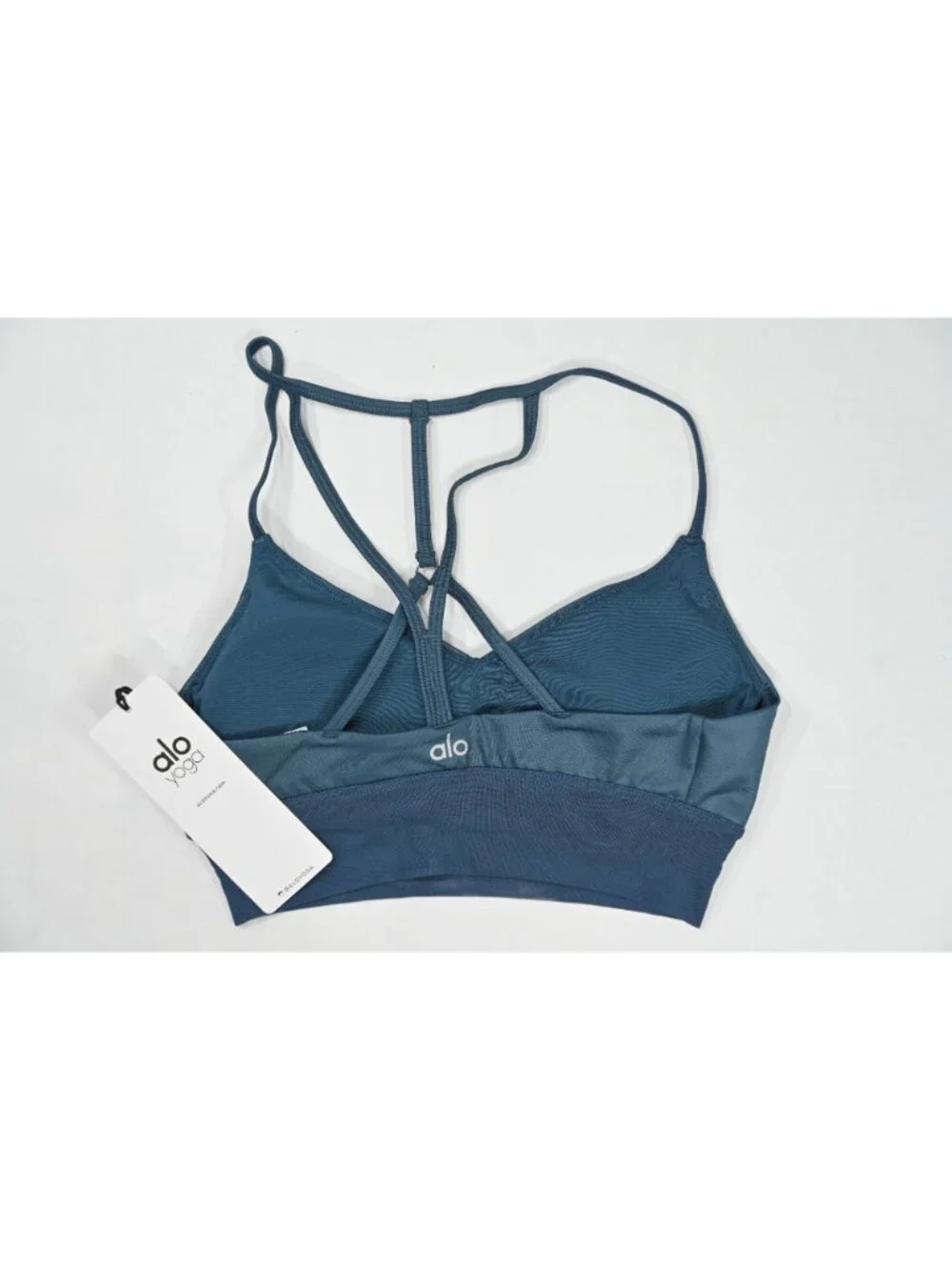 ALO Yoga Lush Bra W9074R in Eclipse Glossy/Eclipse